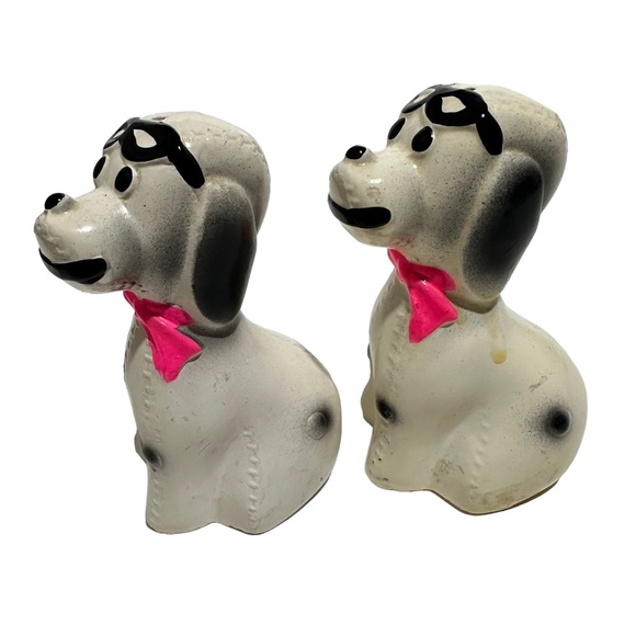 Dog Salt & Pepper Shakers - Picture 2 of 6